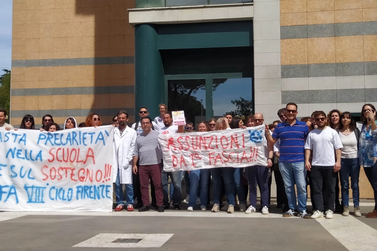 La protesta dei docenti di sostegno precari