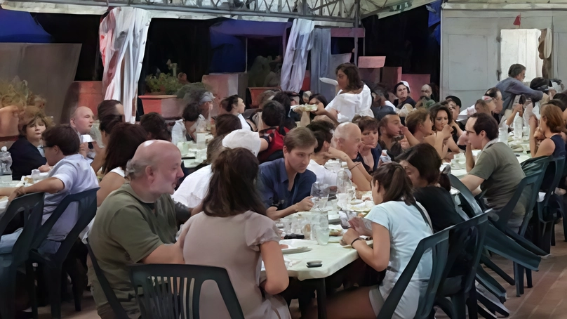 A Montespertoli, cena sociale "Tutti insieme a tavola" per sostenere la Casa di Riposo Santa Maria della Misericordia. Menù preparato dalle cuoche, ricavato per attività e arredi. Prenotazioni entro oggi.