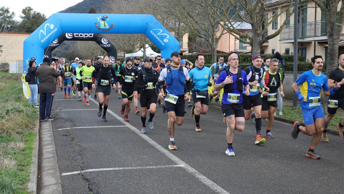 Penna Trail Run: avventura e sfida sui monti pisani. Foto e classifica