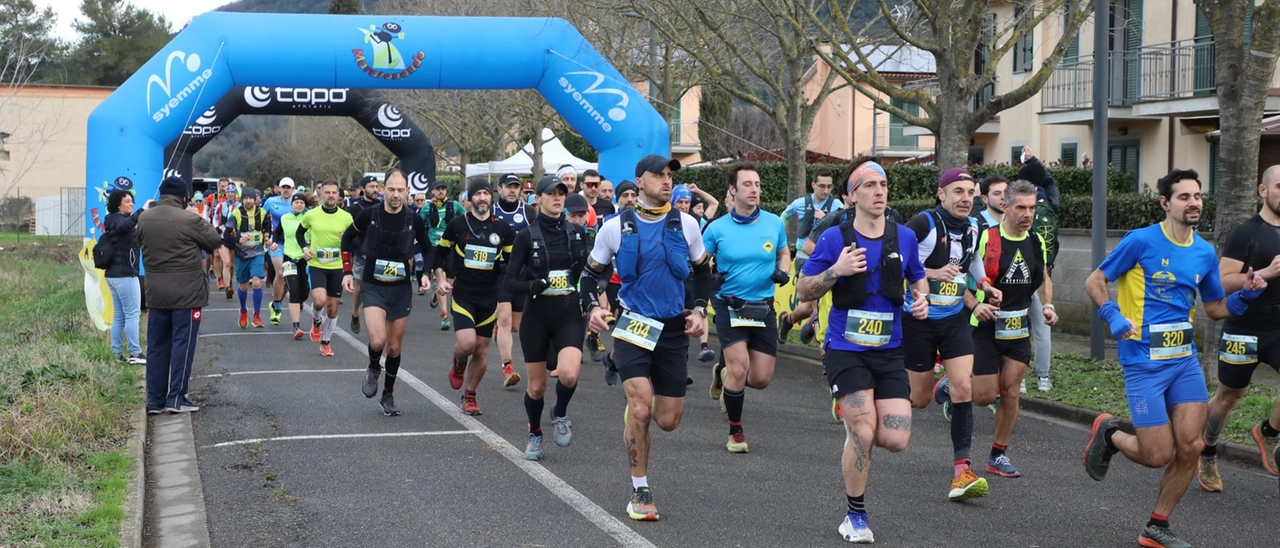 Penna Trail Run: avventura e sfida sui monti pisani. Foto e classifica