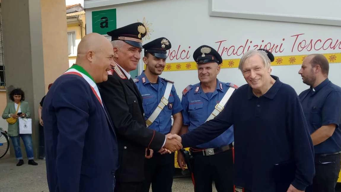 Don Ciotti accolto dalle autorità