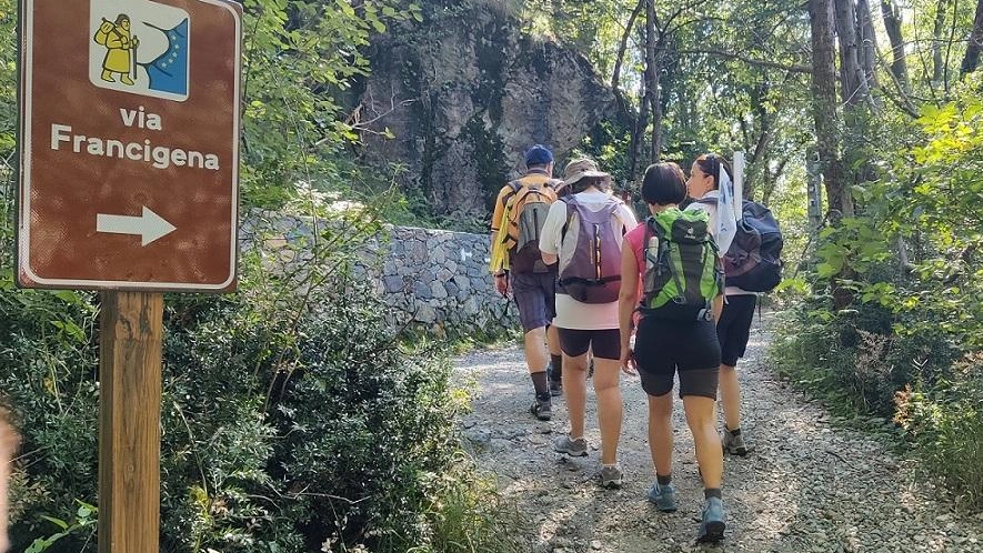 La rivista della Francigena oggi a Siena. Bruschetta del viandante e Casa delle balie