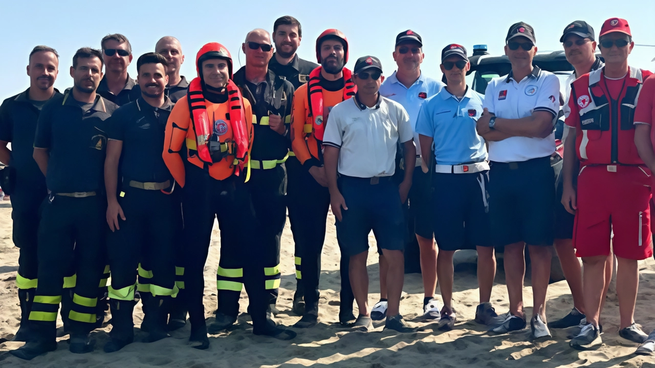 L’iniziativa del Comune di Orbetello con i soccorritori e le Forze dell’ordine "Iniziative importanti: con la prevenzione possiamo salvare delle vite".