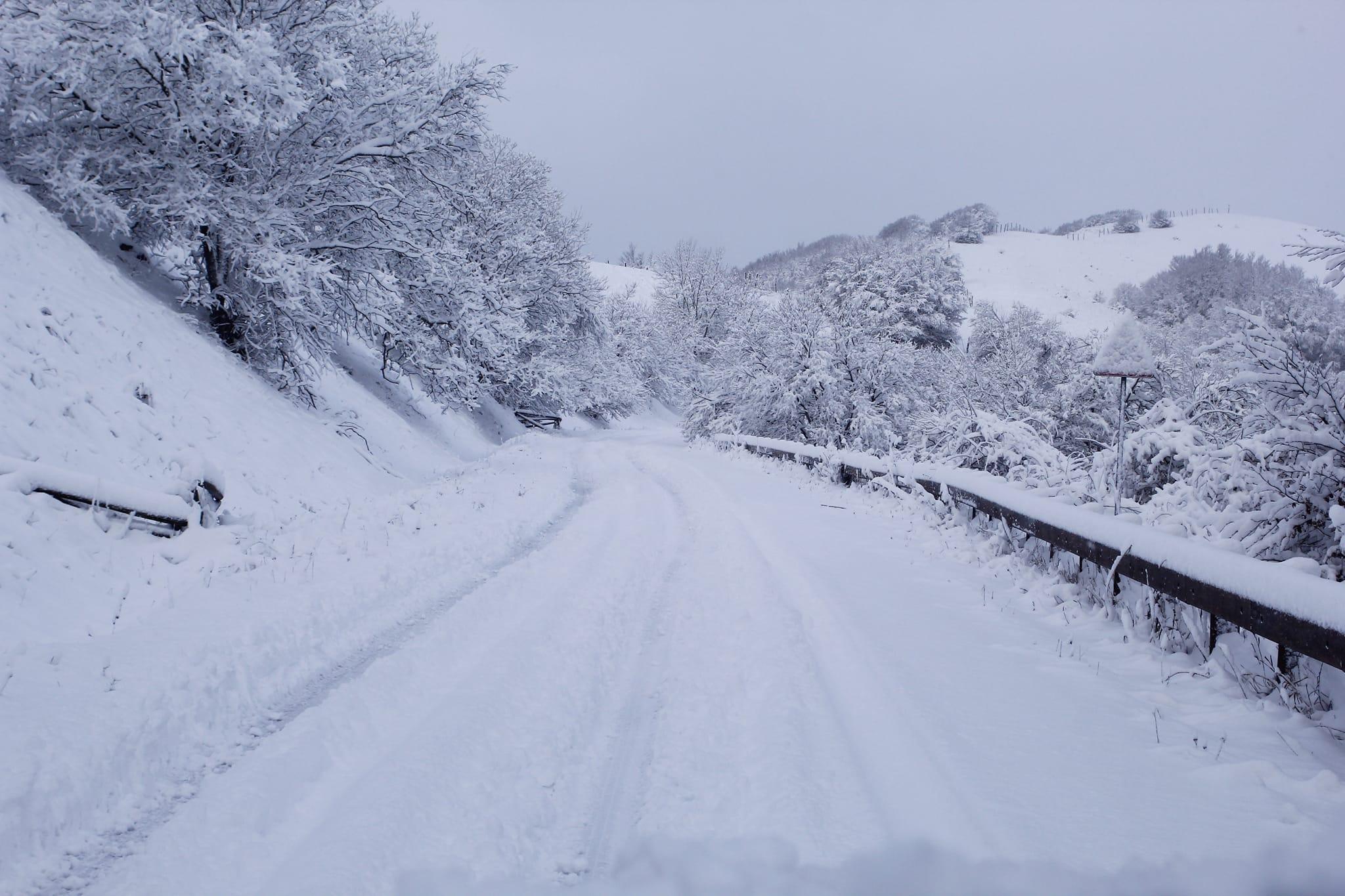 Prosegue l’allerta neve in Toscana. “Precipitazioni anche intense”