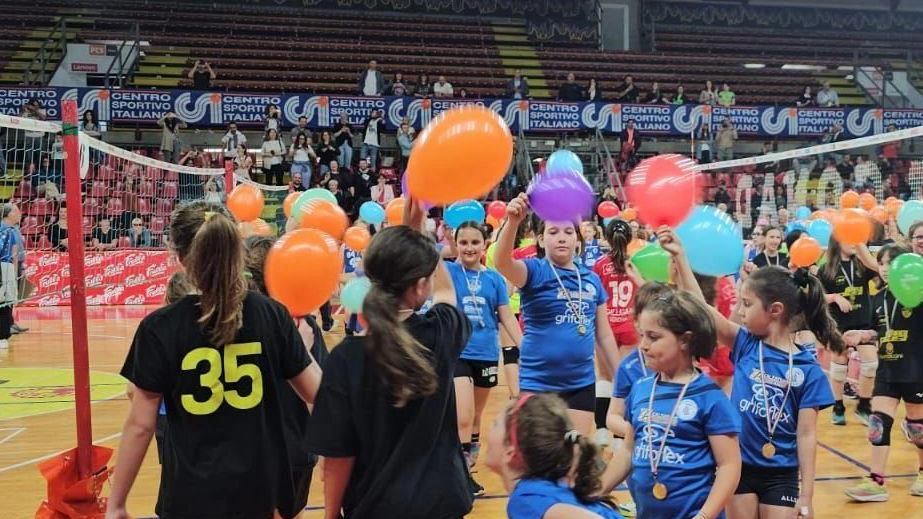 Mini olimpiade dei ragazzi . Vince l’allegria