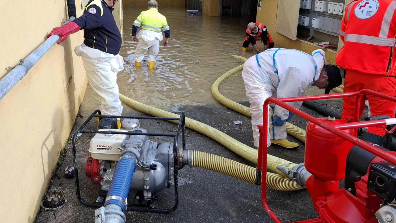 I volontari marscianesi sono partiti con il contingente di Protezione civile della Regione Umbria e sono stati impegnati a Rufina, vicino Firenze