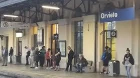 Pendolari alla stazione