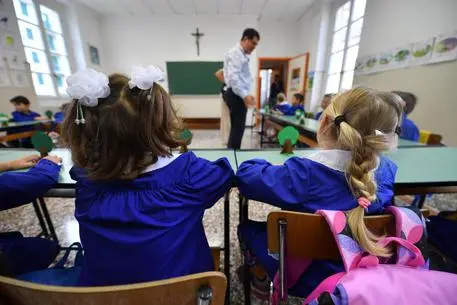 “Il latino? Dalla primaria“. Esperimento riuscito alla English School di Lucca