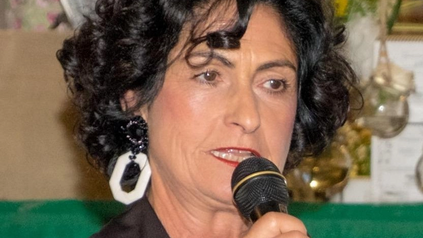 La dirigente scolastica Rita Pieri esprime seria preoccupazione per la violenza e l'emergenza educativa a Reggiana e Prato, chiedendo interventi congiunti e coinvolgimento di tutte le parti interessate.