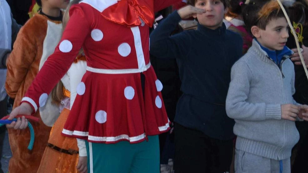 La festa di oggi è stata spostata a causa del maltempo. Confermato il programma .