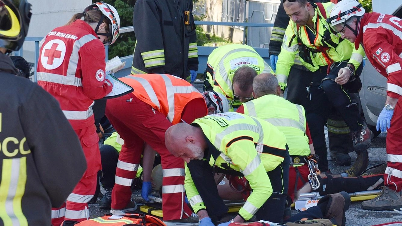 Paura a Casellina per l’incidente che ha visto coinvolto un motociclista 32enne