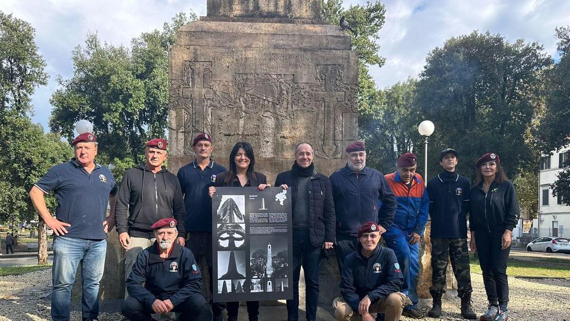 L’Associazione Nazionale Paracadutisti ha ripulito il monumento ai Caduti