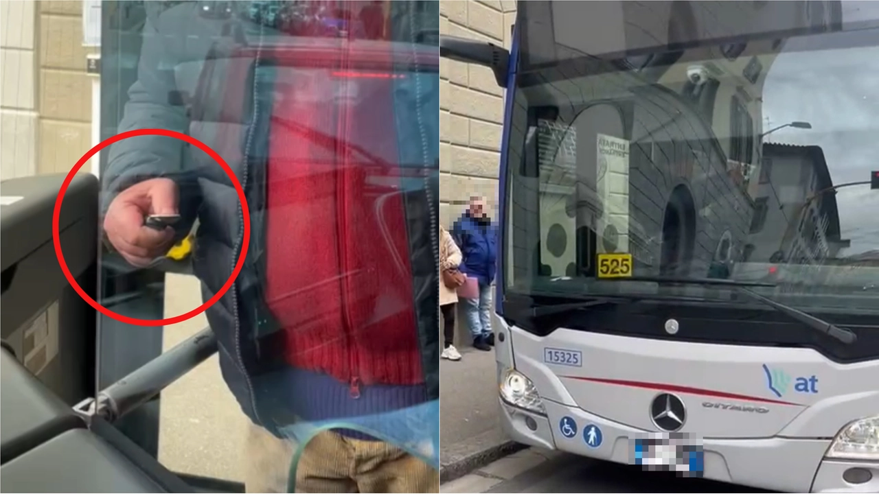 Il passeggero che minaccia il conducente dell'autobus con un coltello