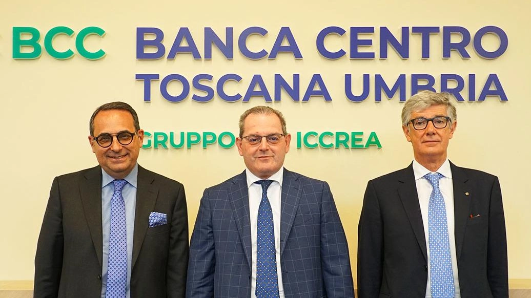 I vertici di Banca Centro: da sinistra il vice presidente Carmelo Campagna, il direttore Umberto Giubboni e il presidente Florio Faccendi