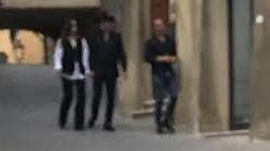 Monica Bellucci e Tim Burton visitano San Casciano dei Bagni, salutando i presenti e visitando la Collegiata e il Comune. Burton parlerà del sequel di Beetlejuice e dell'influenza di Mercoledì, serie Netflix da lui prodotta. Bellucci, originaria di Città di Castello, torna spesso in Umbria.