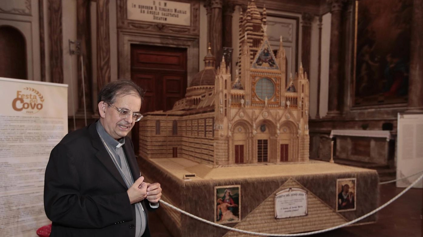 Il Duomo di Siena fatto di spighe di grano. L’omaggio del ’Covo’ di Campocavallo