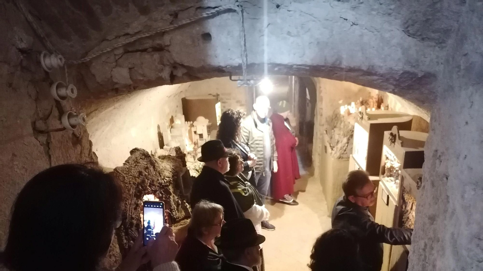 Usigliano Riapre il "Museo del Presepe"