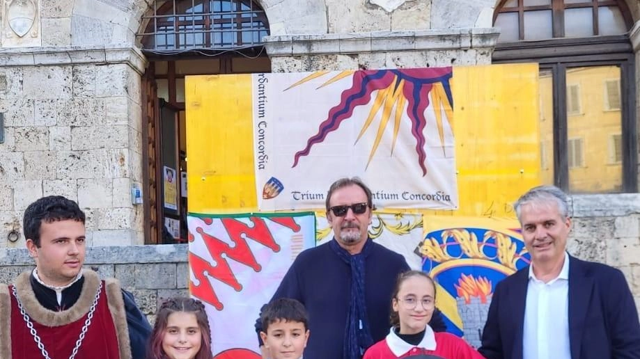 A Massa Marittima la festa di San Cerbone ha visto la vittoria di Alice Giovannetti nel Trofeo dei ragazzini, non disputato per la pioggia quello degli adulti. Un evento che ha attirato pubblico e turisti, confermando il valore della tradizione storico-folkloristica.