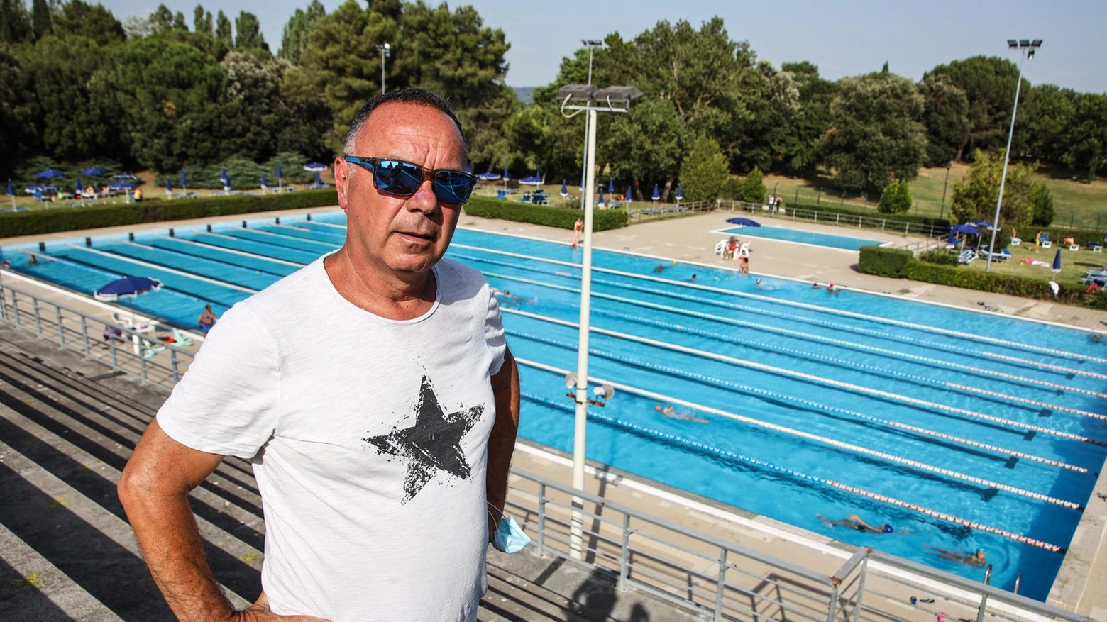 Le acque della piscina sono agitate. Lo sfogo, poi la pace  con il sindaco: "Pronti a sanare vecchie questioni"