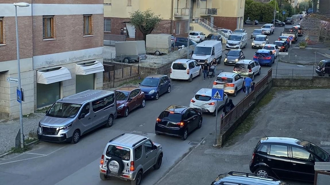 Pomeriggio di passione quello di venerdì a Colle Val d’Elsa con il traffico bloccato per colpa di tre incidenti