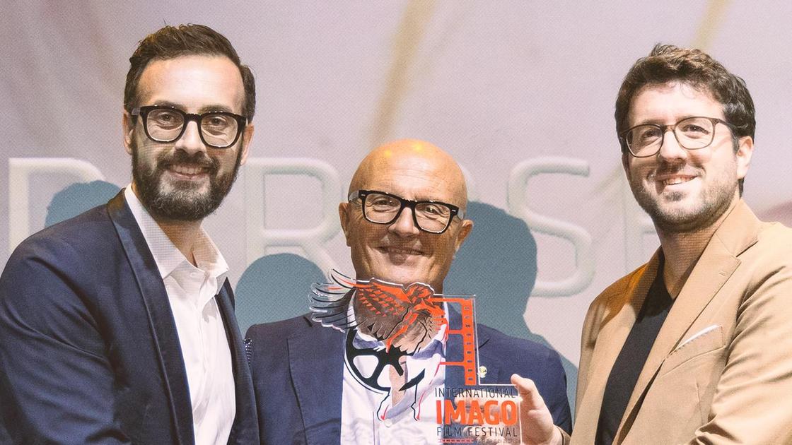 Premiato il film . Alla ricerca di Rose con gli alunni attori