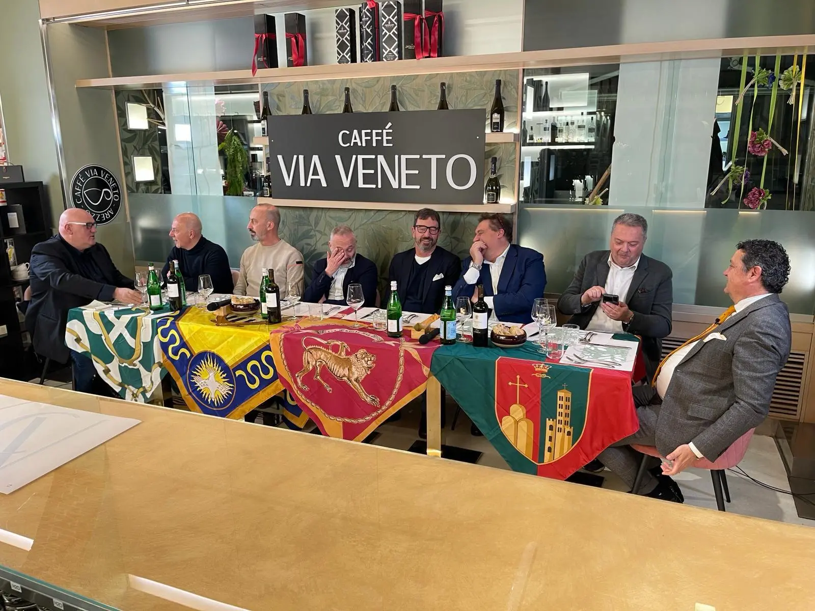 Il libro venerd al Caff Via Veneto