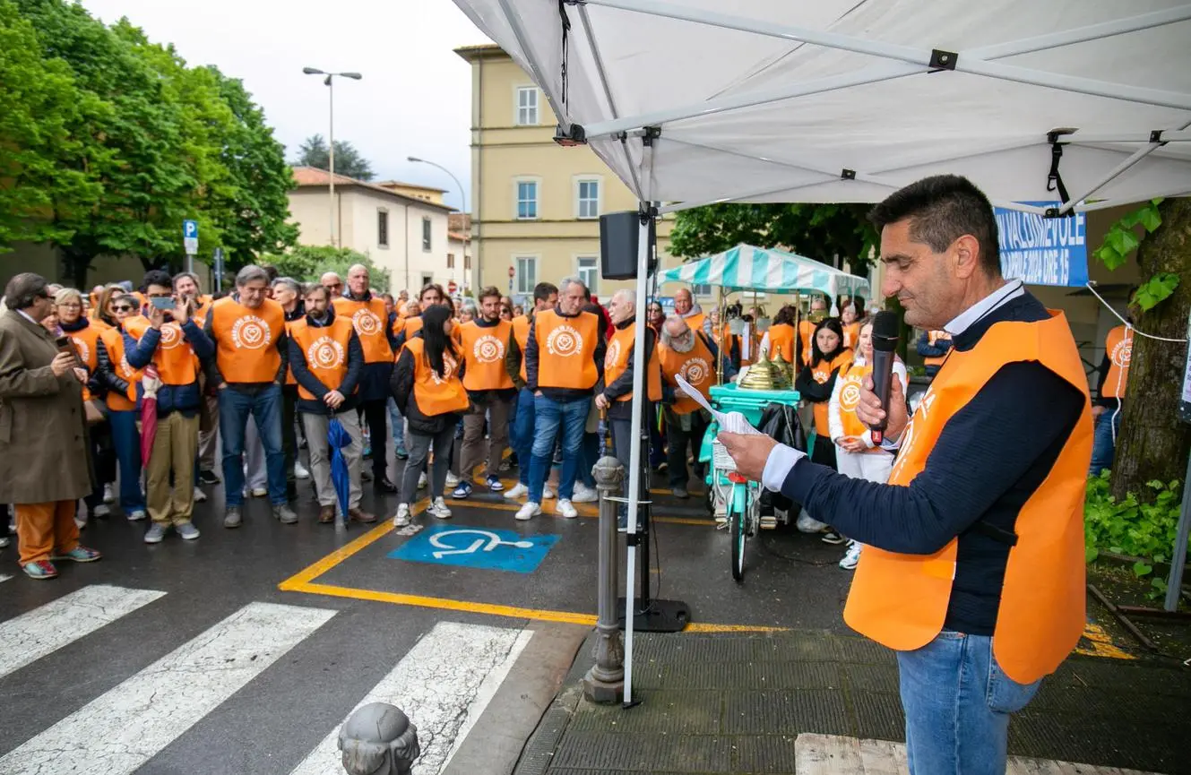 La protesta di Ri-Nascere: "Dal Comune zero aiuti"