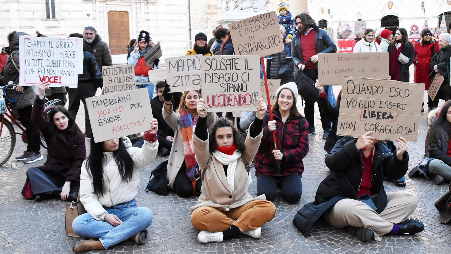 Una manifestazione contro la violenza di genere