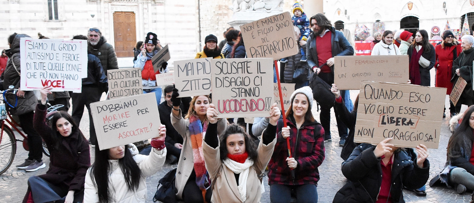 Resta alto il trend delle notizie di reato che arrivano quotidianamente in tribunale. In un anno sono state 631 tanto che oltre la metà dei pm sono dedicati alle “fasce deboli”