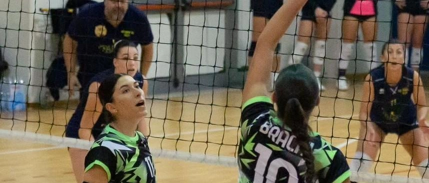 Sabato di grande volley per le squadre di serie C femminile di Pistoia. Partite in casa e trasferte impegnative, con focus su Pallavolo Delfino Pescia e Blu Volley. Situazione di classifica e prospettive per le squadre in campo.