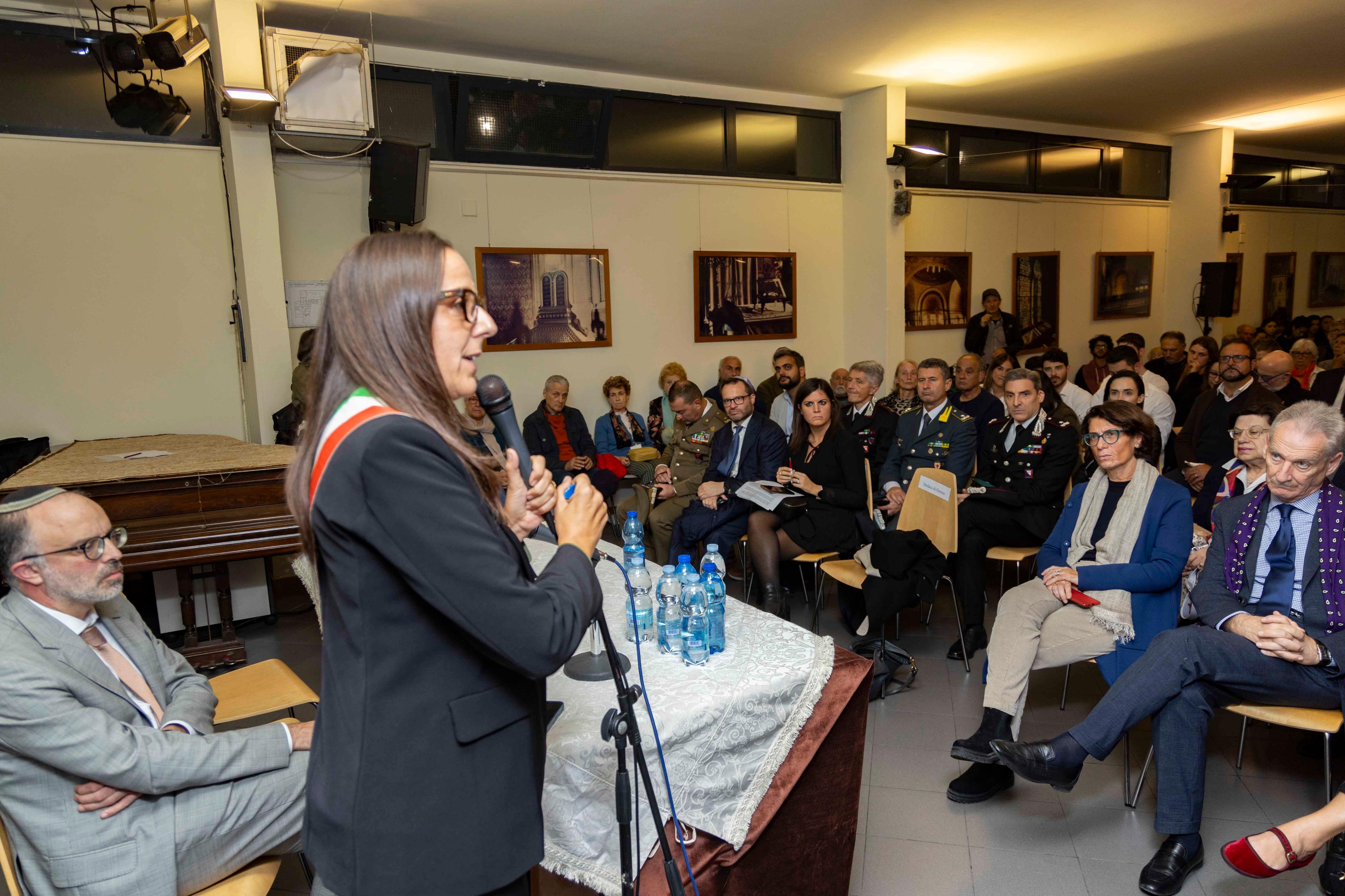 Firenze, commemorata la strage del 7 ottobre. Funaro: “Inaccettabili le liste di proscrizione”