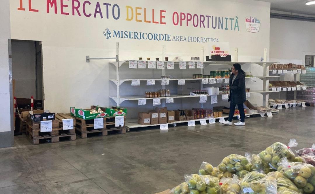 Firenze, nuove tessere gratuite per la spesa al Mercato delle Opportunità di Novoli