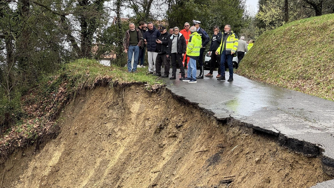 Monsummano Alto si è risvegliato in uno scenario disastroso. Il sindaco De Caro: "Serviranno aiuti dalla Regione per ripartire".