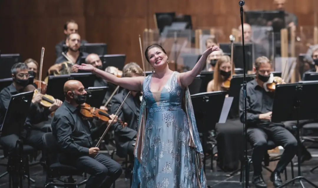 Firenze, il recital di Anna Netrebko al Teatro del Maggio