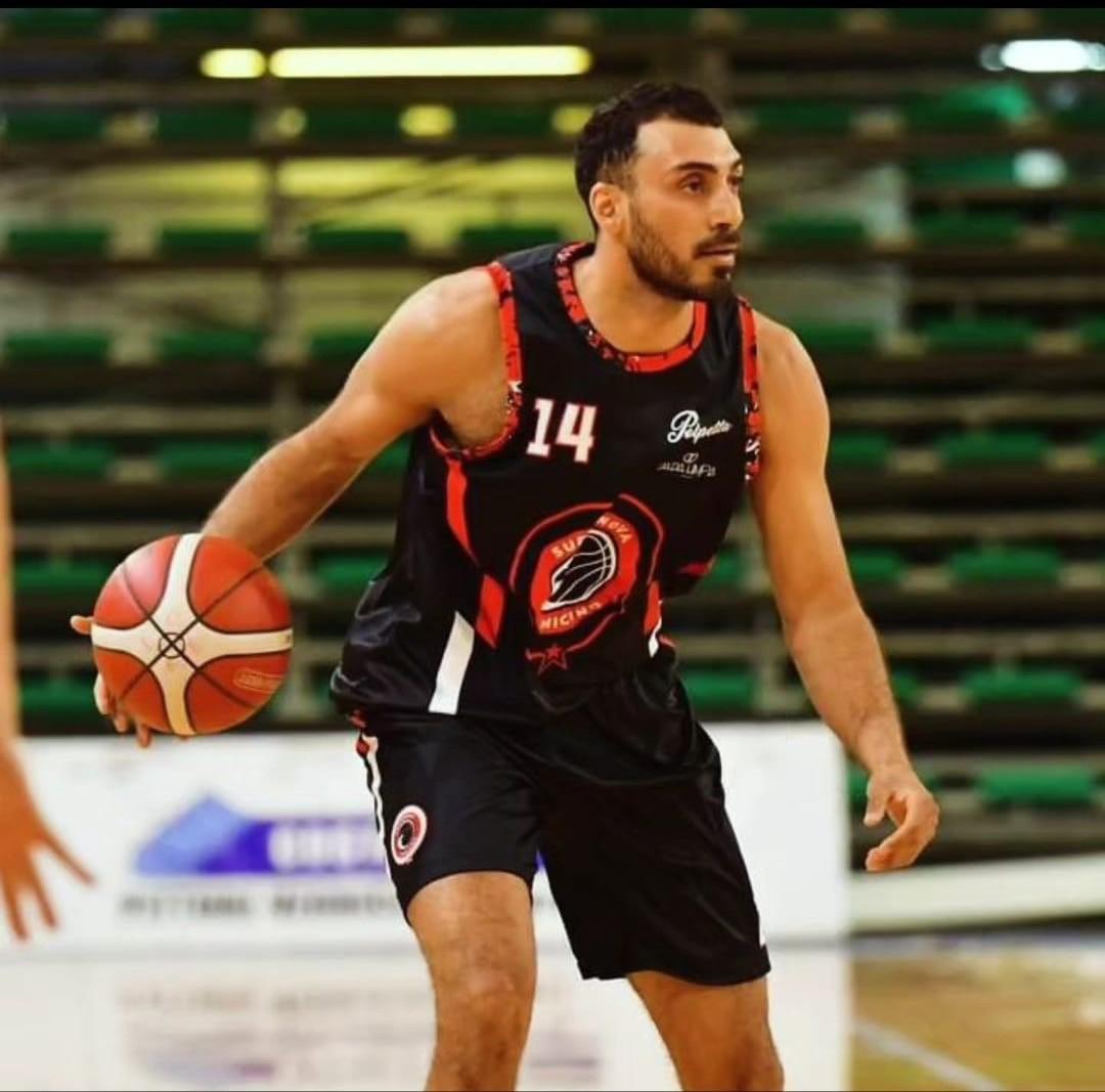 La Scuola Basket Arezzo assesta il colpo Michael Lemmi