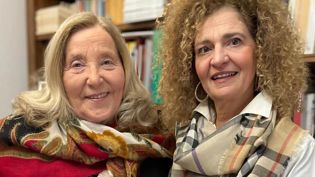 Da sinistra le autrici del libro Roberta Giommi, Elena Lenzi. Il volume sarà presentato in Regione il 13 febbraio