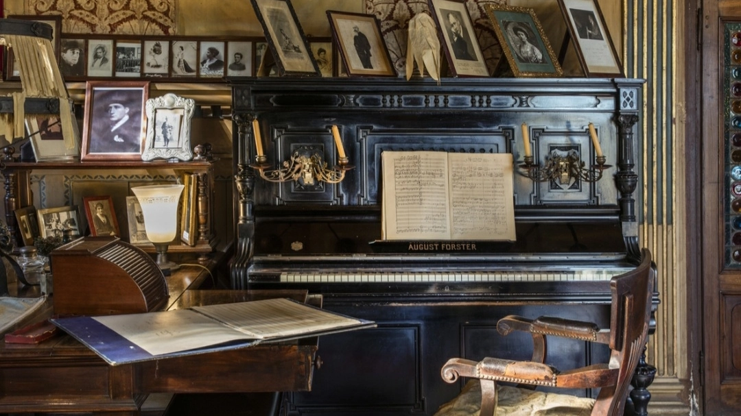 Torre del Lago, tornano a suonare i pianoforti di Giacomo Puccini nella sua villa museo