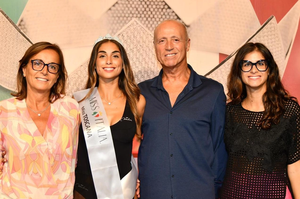 La finale di Miss Italia. Da Battisti a Dino Risi. Il monologo di Ofelia conquista l’Academy