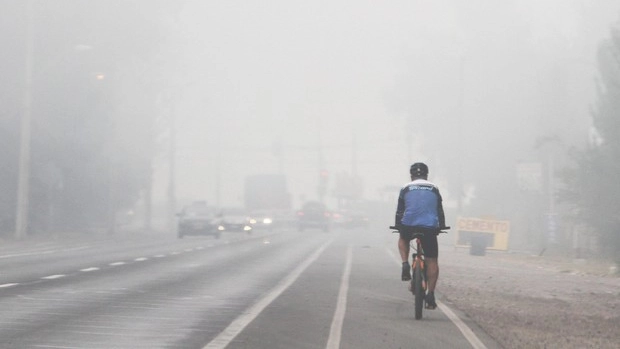 Secondo il report di Legambiente 25 città italiane su 98 hanno superato i limiti di inquinamento atmosferico (foto Ansa)