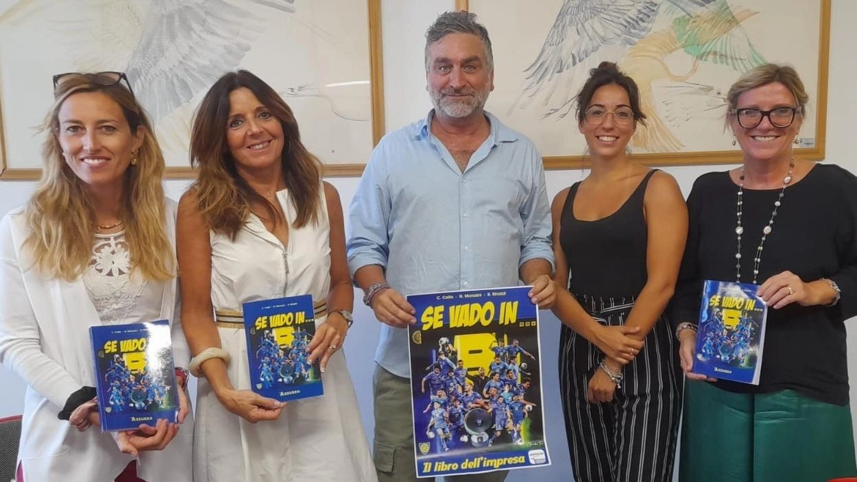 L’opera a firma di Nicola Morosini, Claudia Cella e Riccardo Rinaldi col patrocinio del Comune. Benfatto: "Un racconto corale, completo e affascinante, che rende onore alla storia azzurra". .