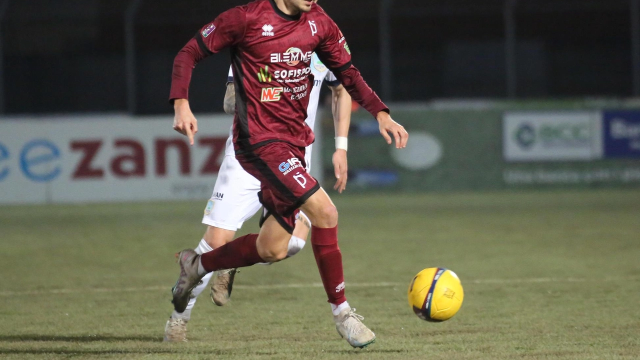 Il Pontedera vince in trasferta. Nella foto Scaccabarozzi