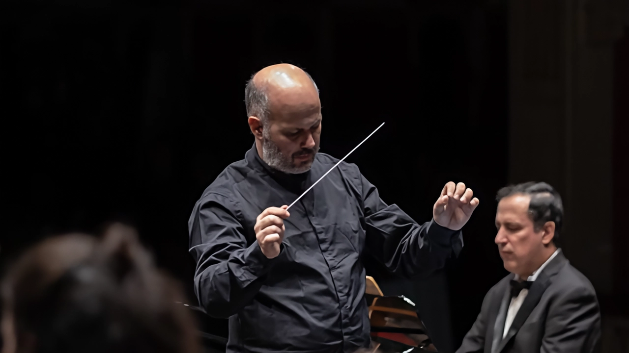 Il maestro Francesco Di Mauro, che venerdì dirigerà a Empoli l’Orchestra Sinfonica Città di Grosseto