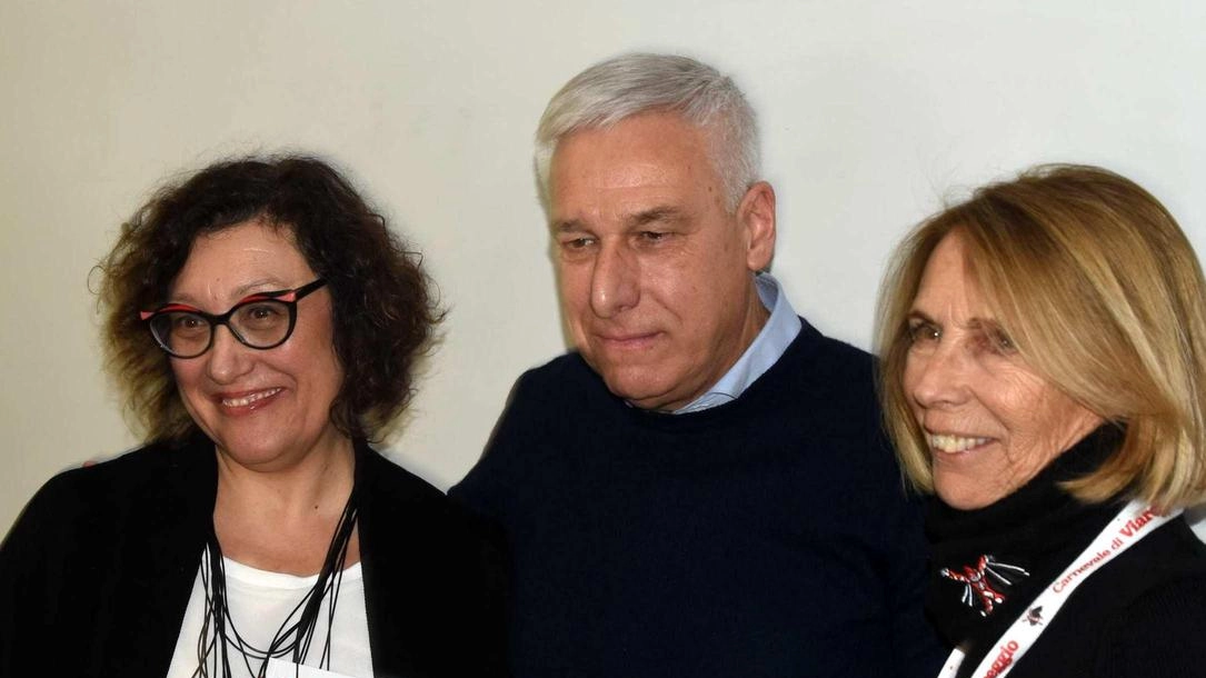 Rossella Miccio, presidente di Emergency ricevuta dal sindaco Giorgio Del Ghingaro e dalla presidente Marialina Marcucci