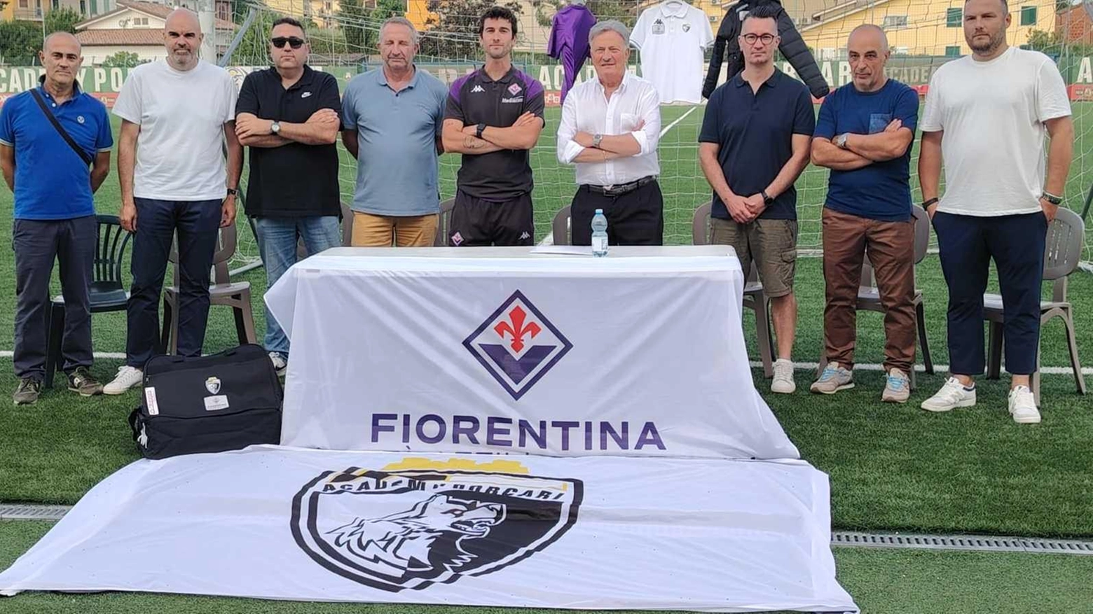 L'Academy Porcari diventa Centro Formazione della Fiorentina, siglando un accordo che la lega strettamente al club viola. Il presidente Silla si dice orgoglioso di questa partnership che promette di portare benefici a entrambe le società e ai giovani talenti del territorio.