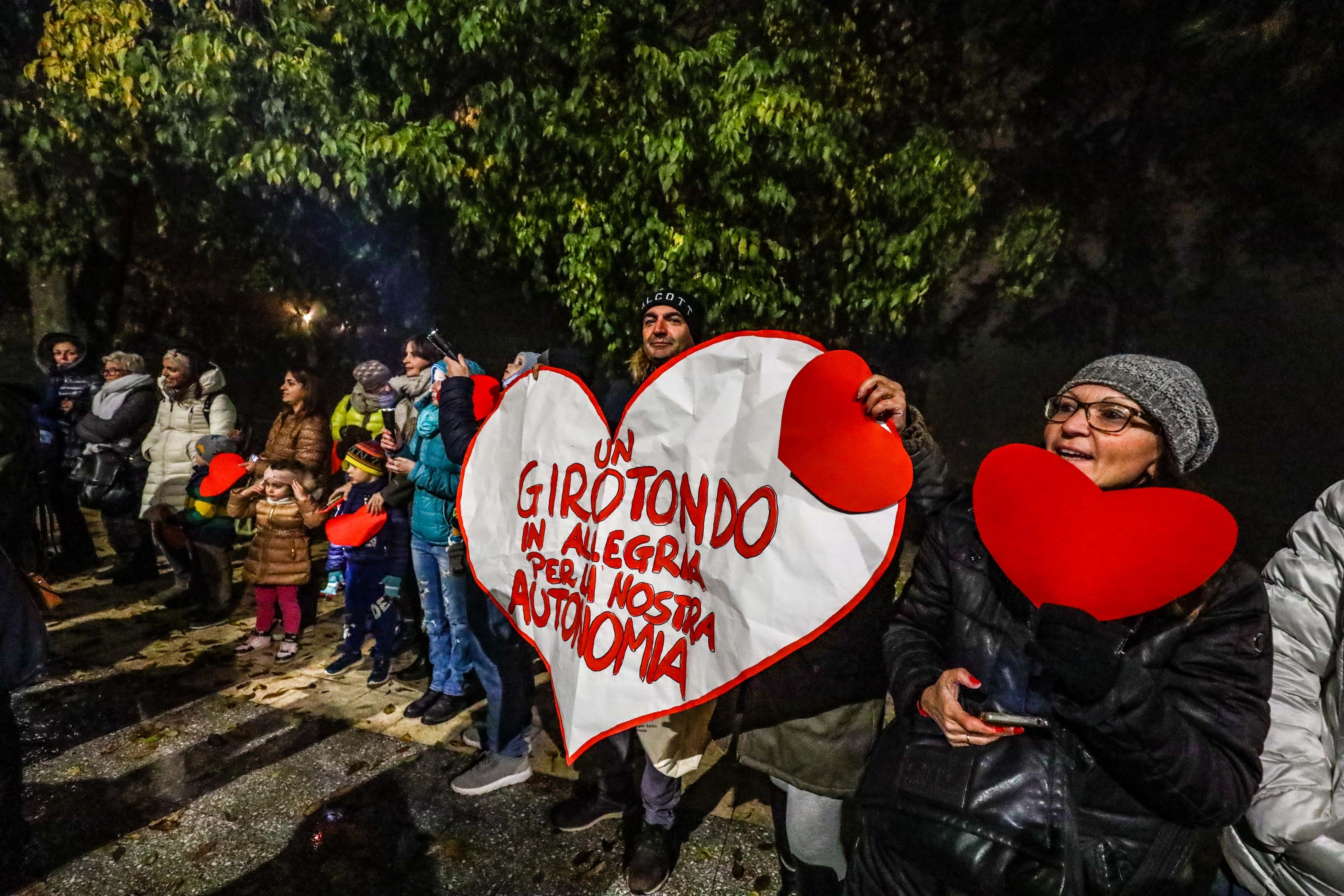 Toscana: accorpamenti scolastici, la Regione li sospende e ricorre contro il governo