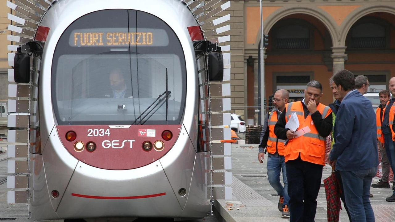 Tramvia Piagge-Campi. Lievitano tempi e costi. Variante da tre milioni per 66 metri in più