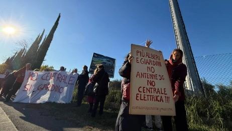 "No alla cabina elettrica a Il Sodo"