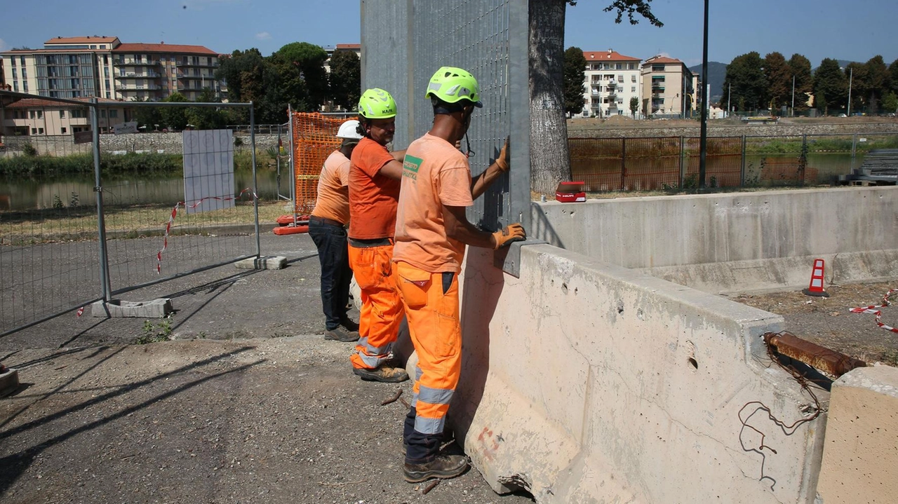 L’allestimento del cantiere all’interno del parco dell’Albereta