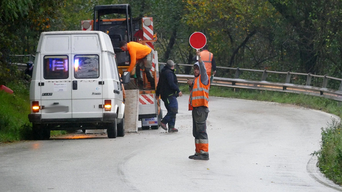 Chiude il ponte dei Mandrini