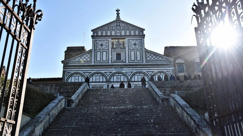 Basilica di San Miniato (foto d'archivio, Ansa)